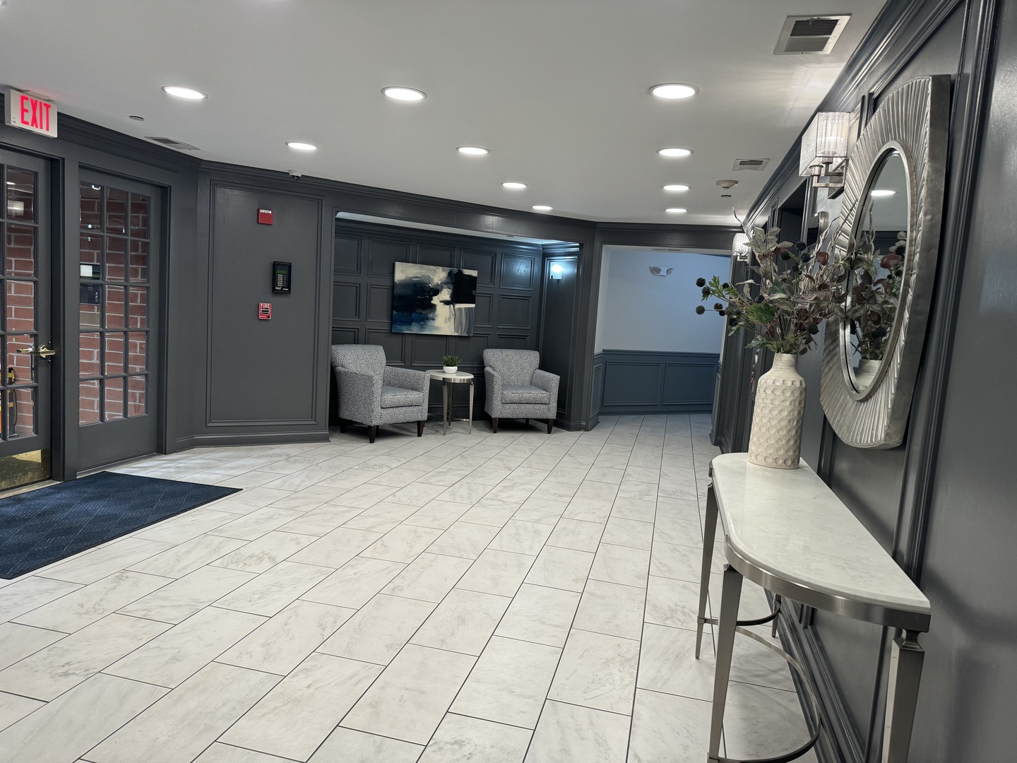 845 E 22nd Street Unit: B-414