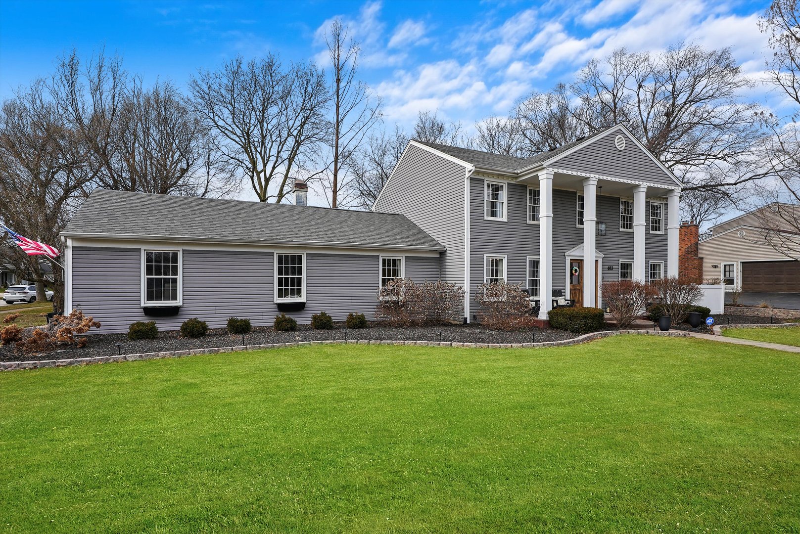 813 S Charles Avenue