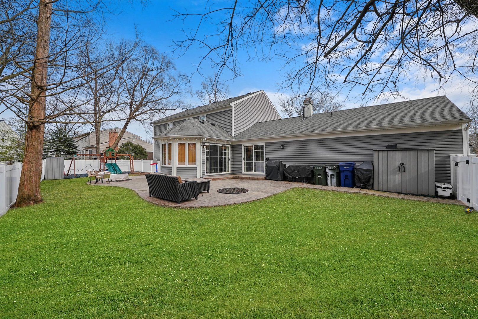 813 S Charles Avenue