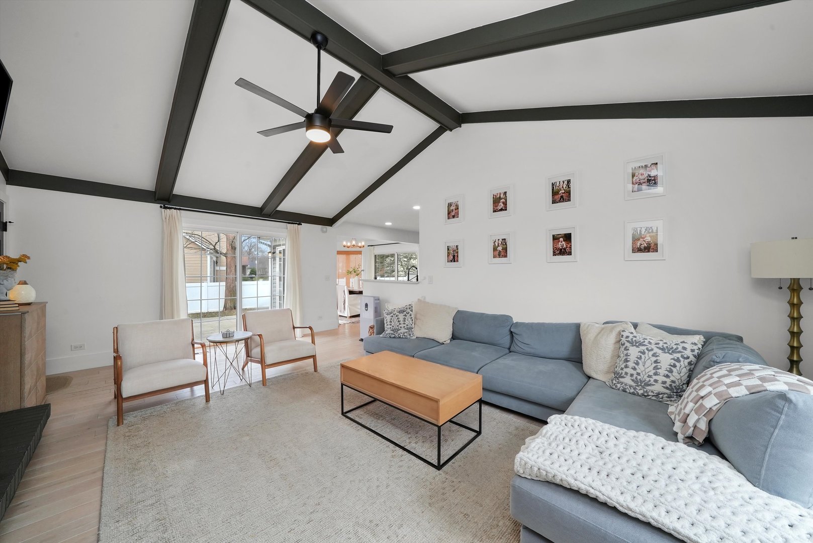 813 S Charles Avenue