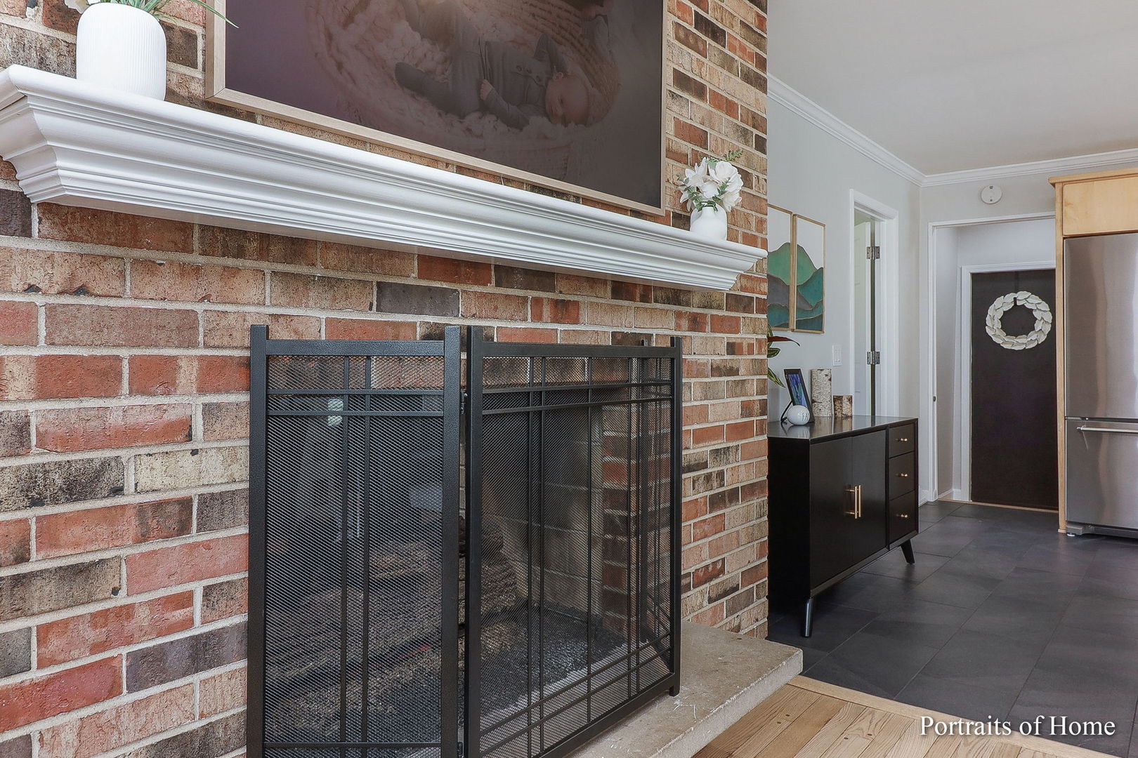 2S350 Arrowhead Drive