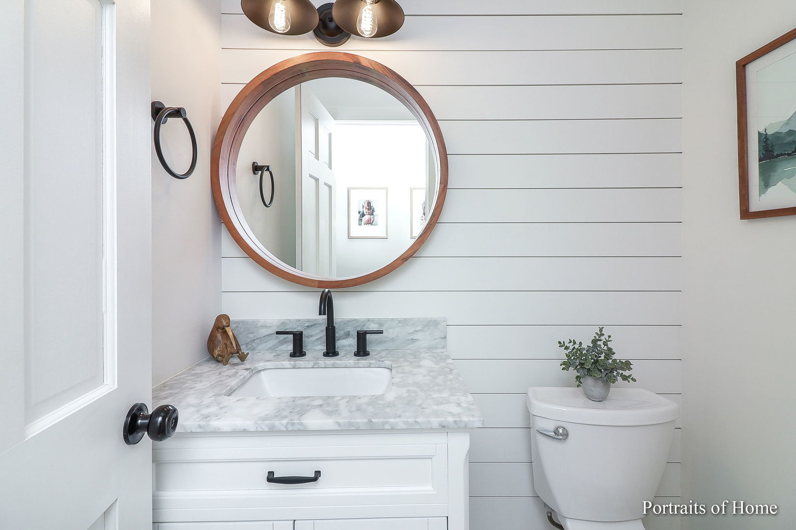 2S350 Arrowhead Drive