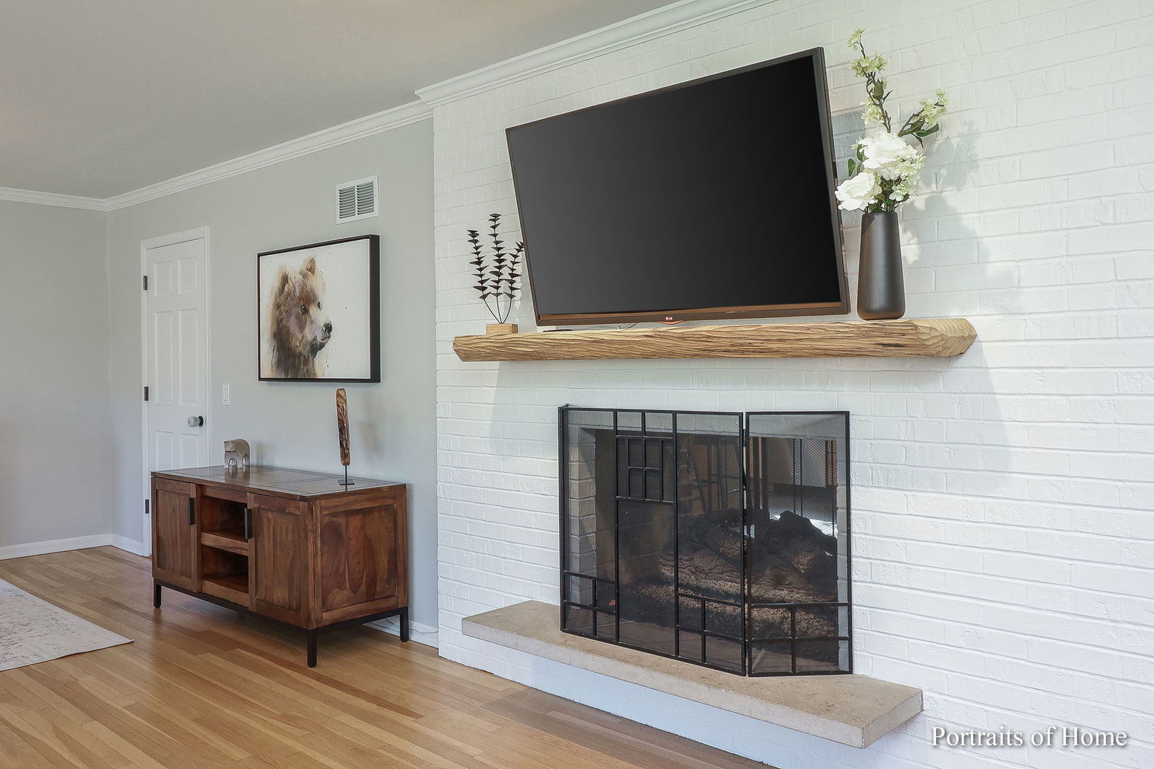 2S350 Arrowhead Drive