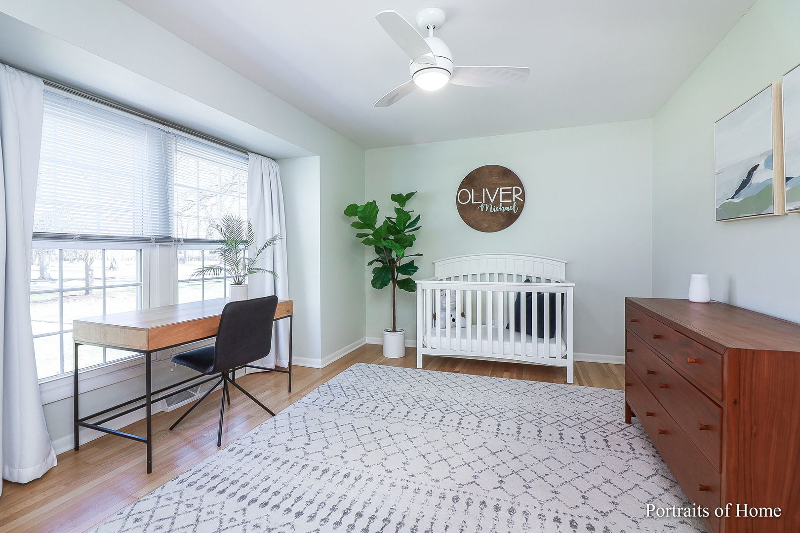 2S350 Arrowhead Drive