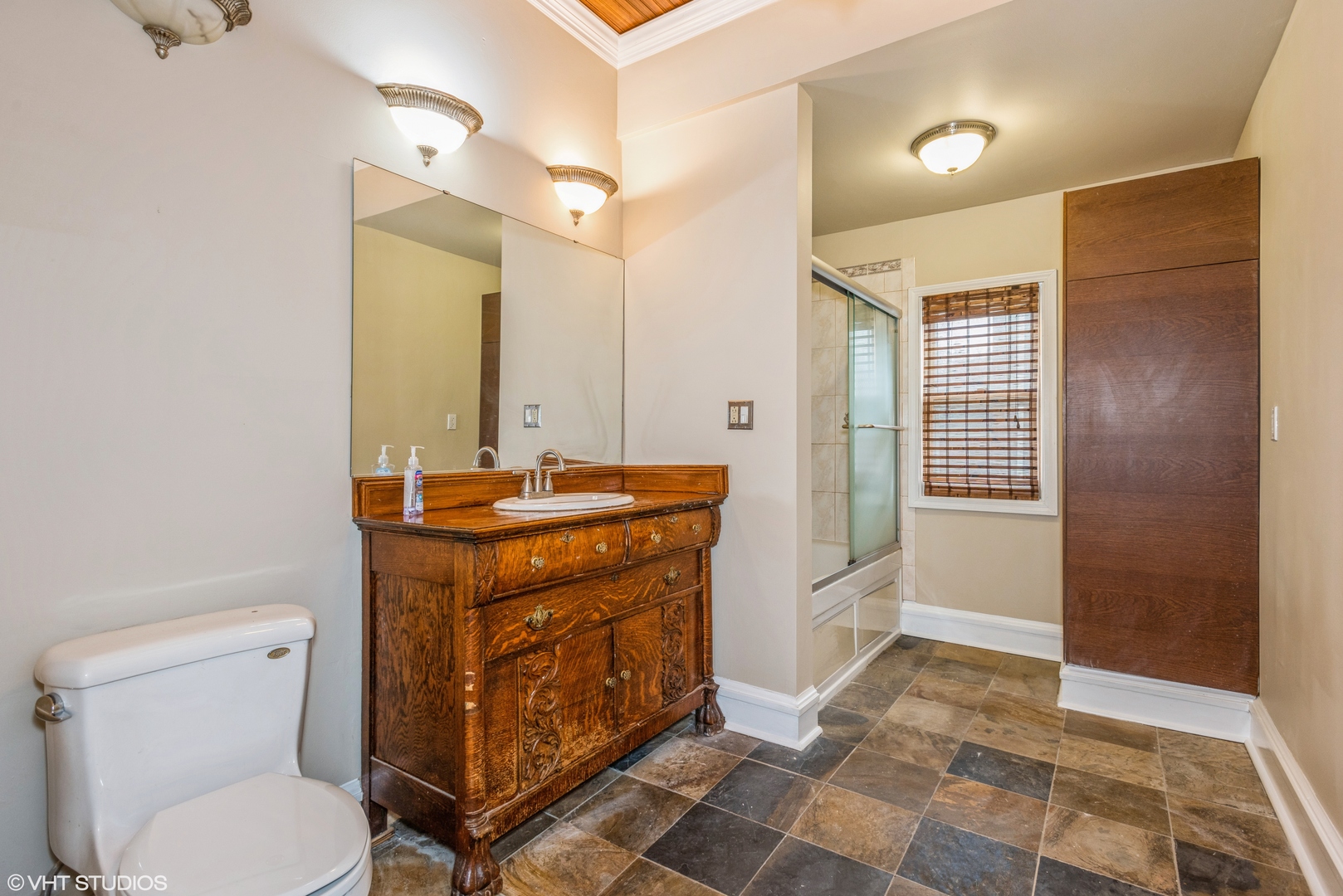 226 N Sleight Street