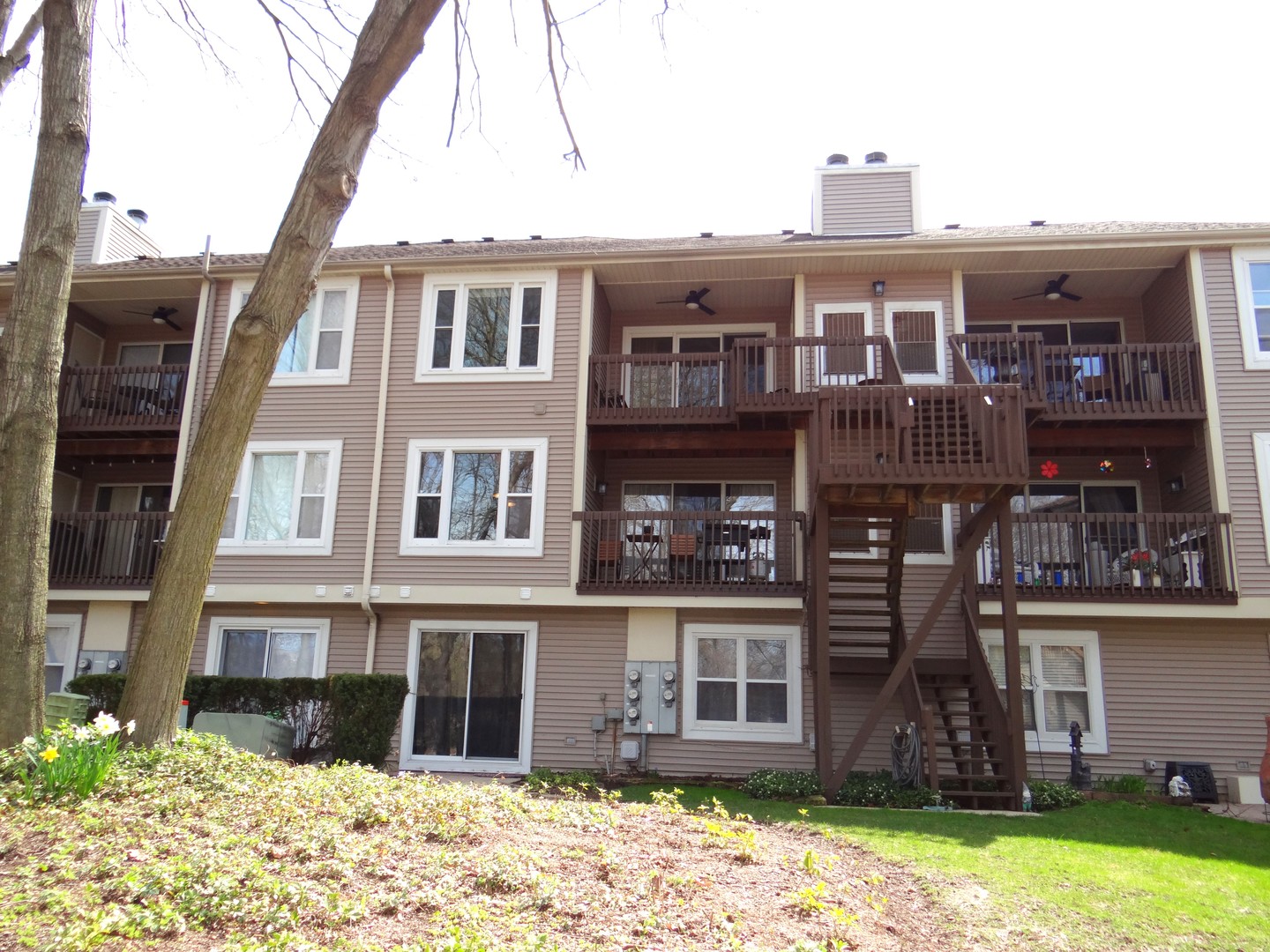534 River Front Circle Unit: 603