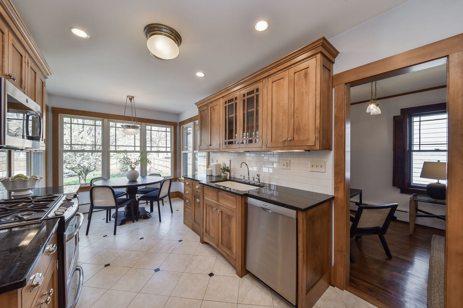 221 N Sleight Street