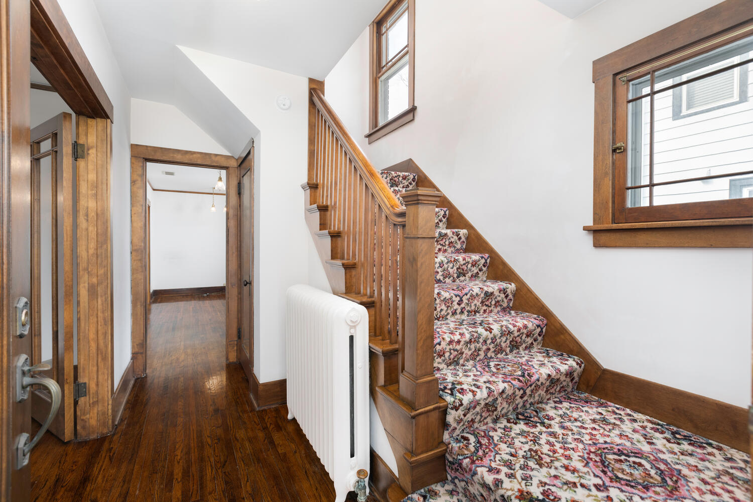 221 N Sleight Street