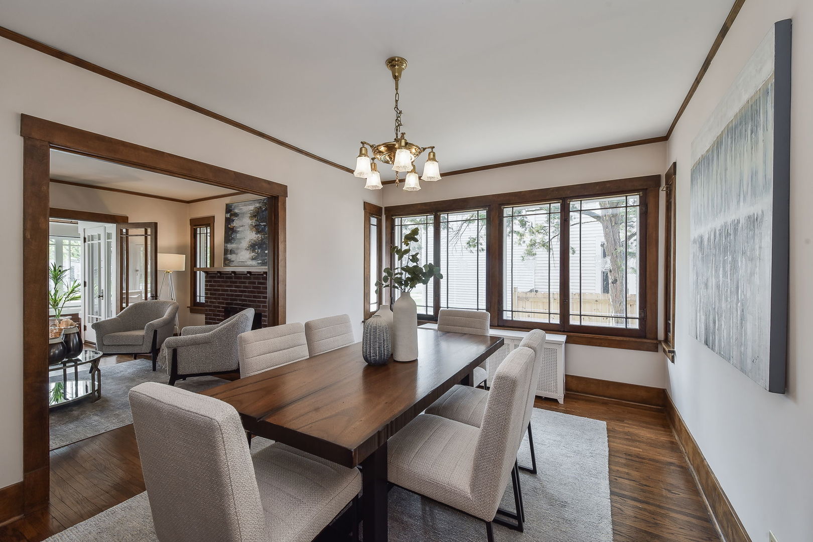 221 N Sleight Street