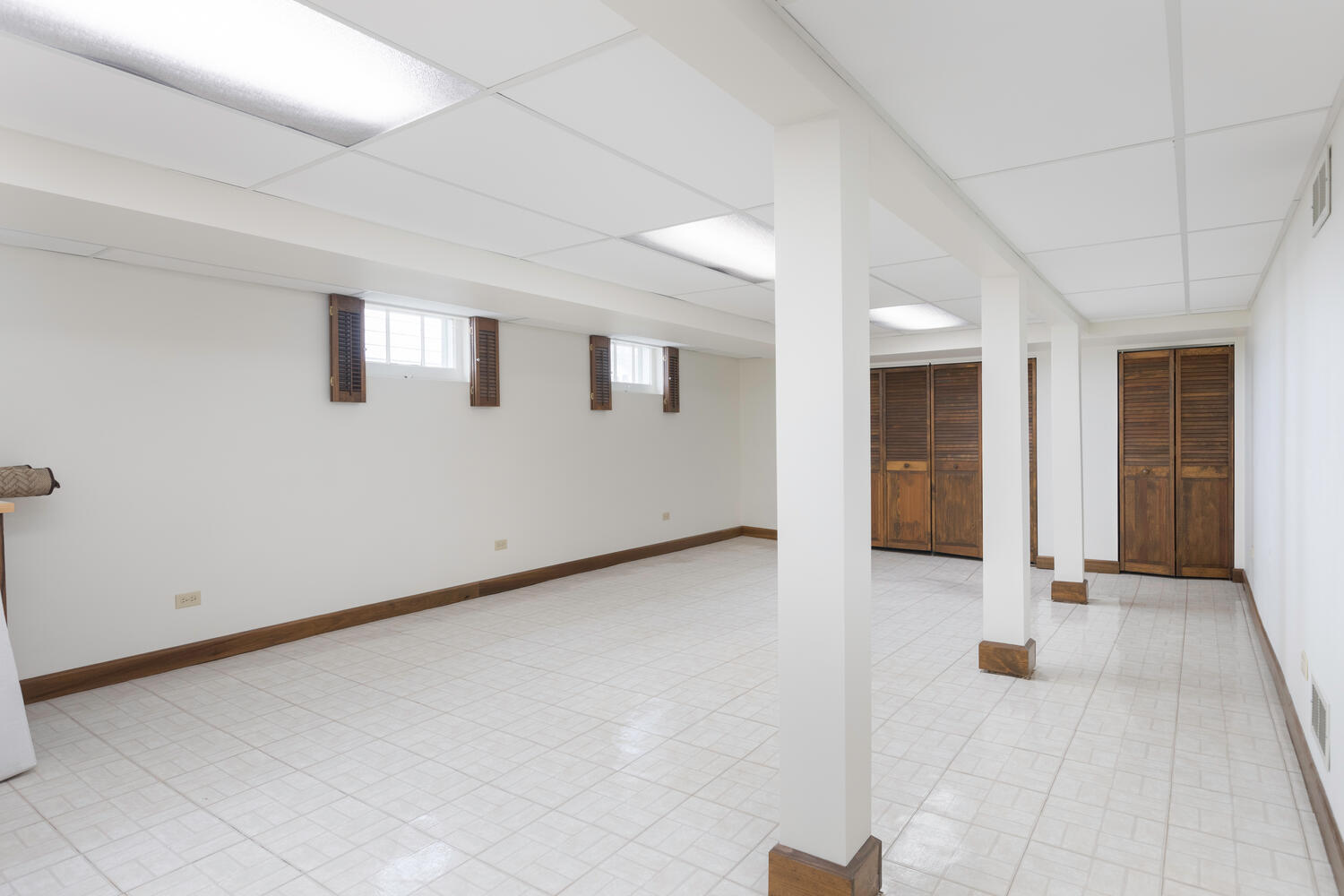 221 N Sleight Street