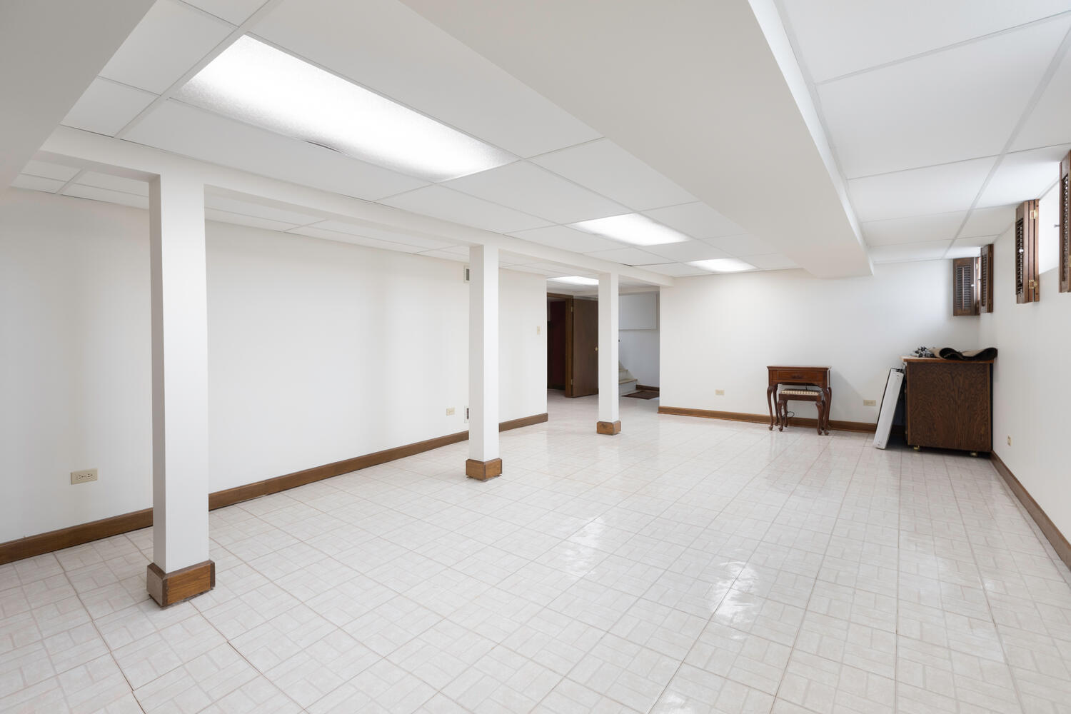 221 N Sleight Street