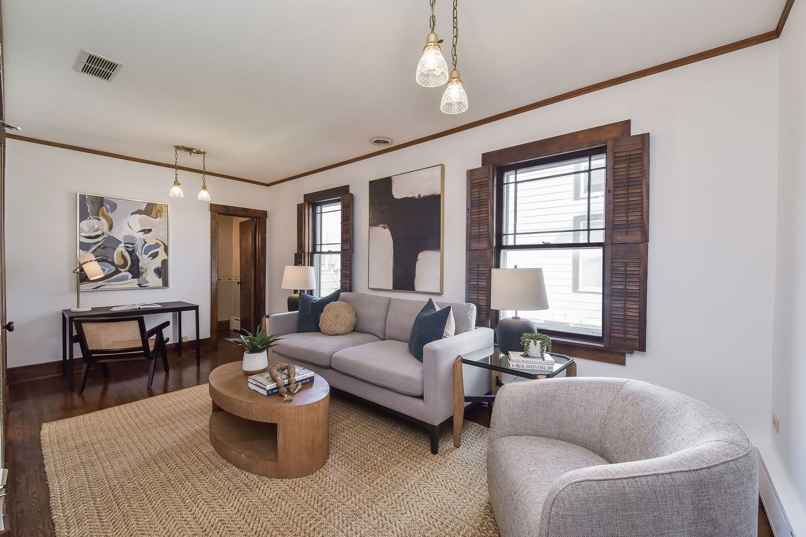 221 N Sleight Street