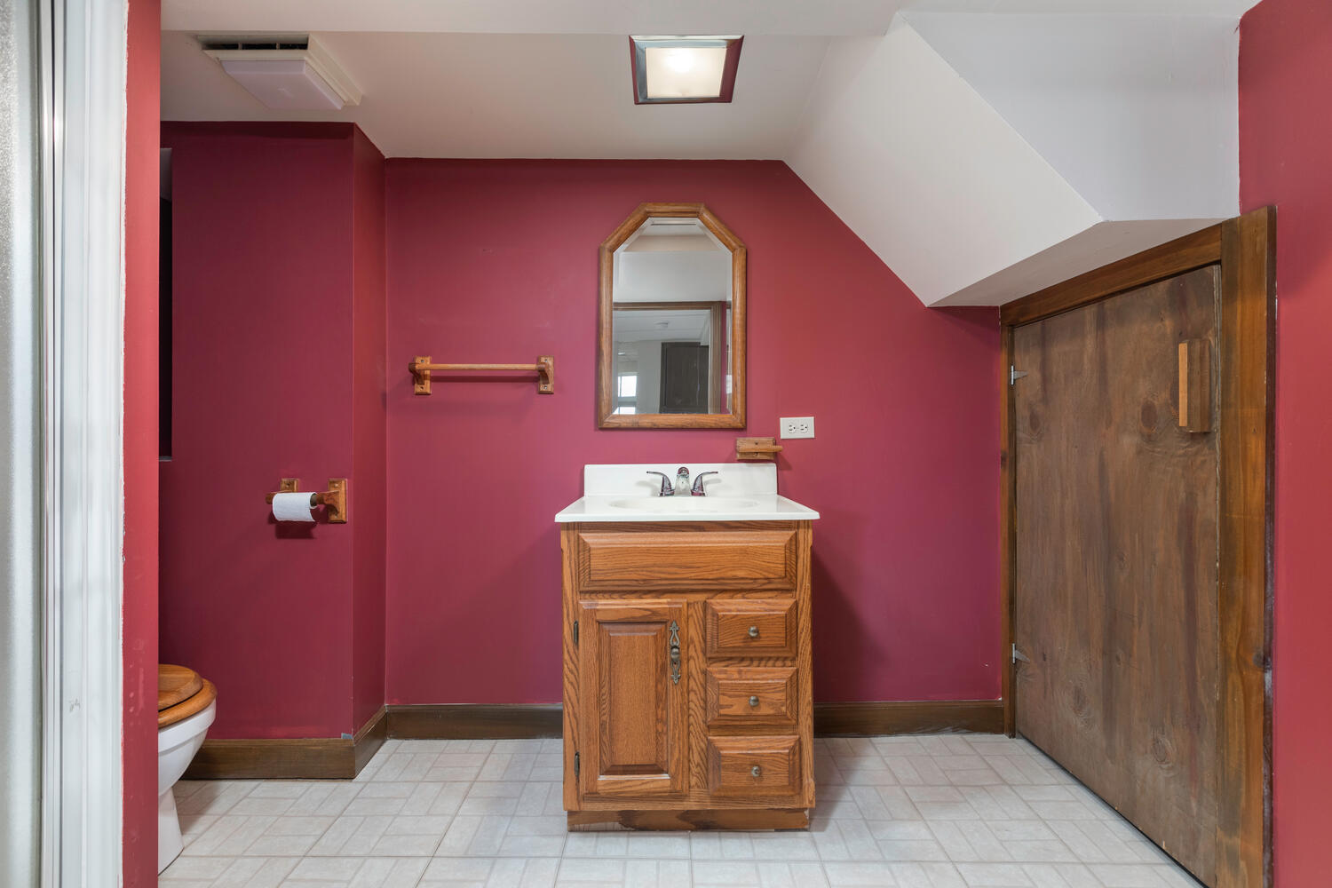 221 N Sleight Street