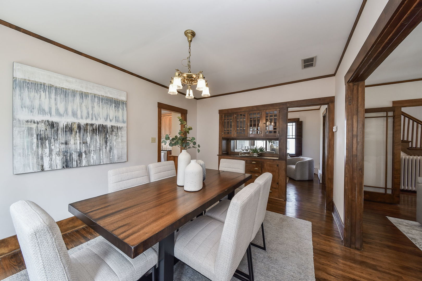 221 N Sleight Street