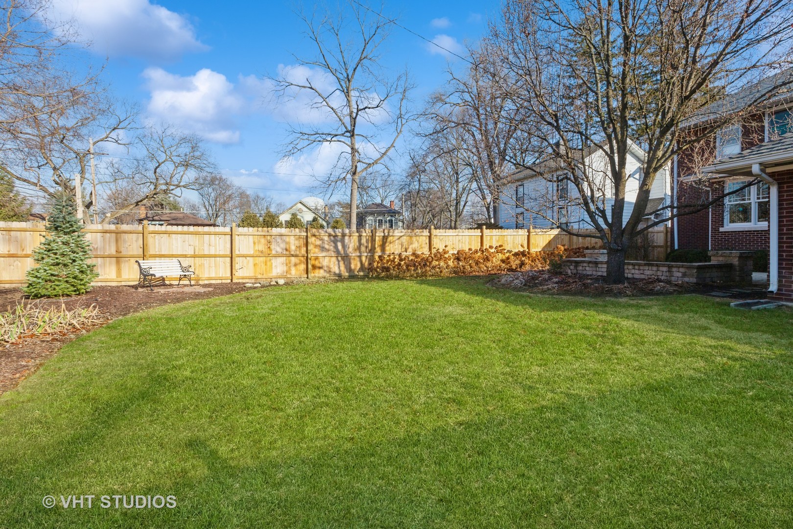 221 N Sleight Street