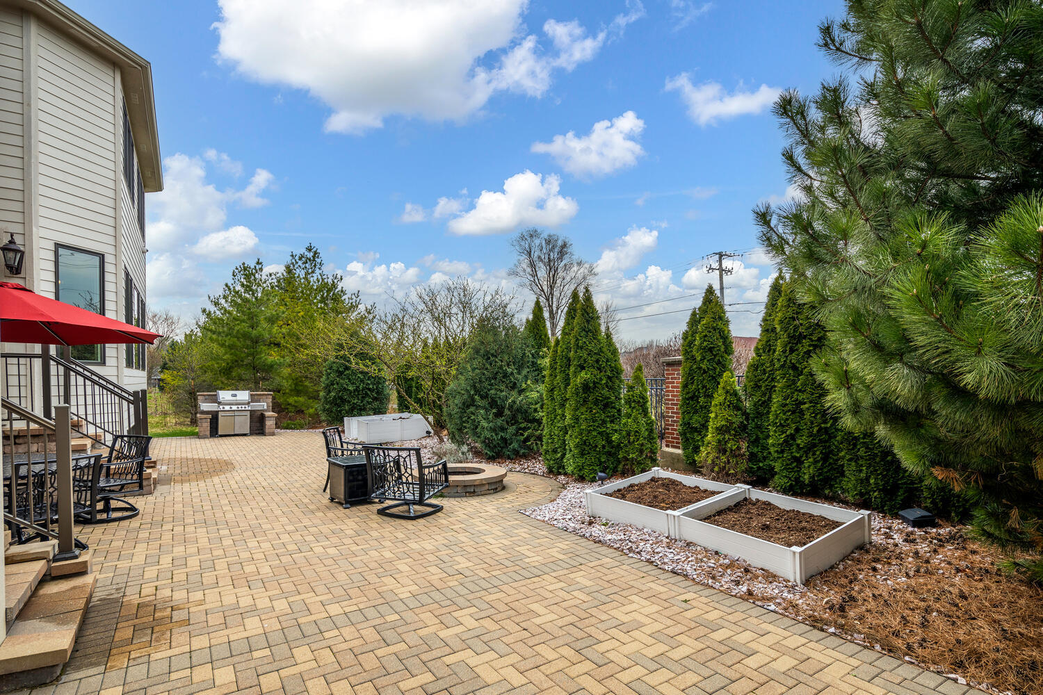 1912 Saddle Farm Lane