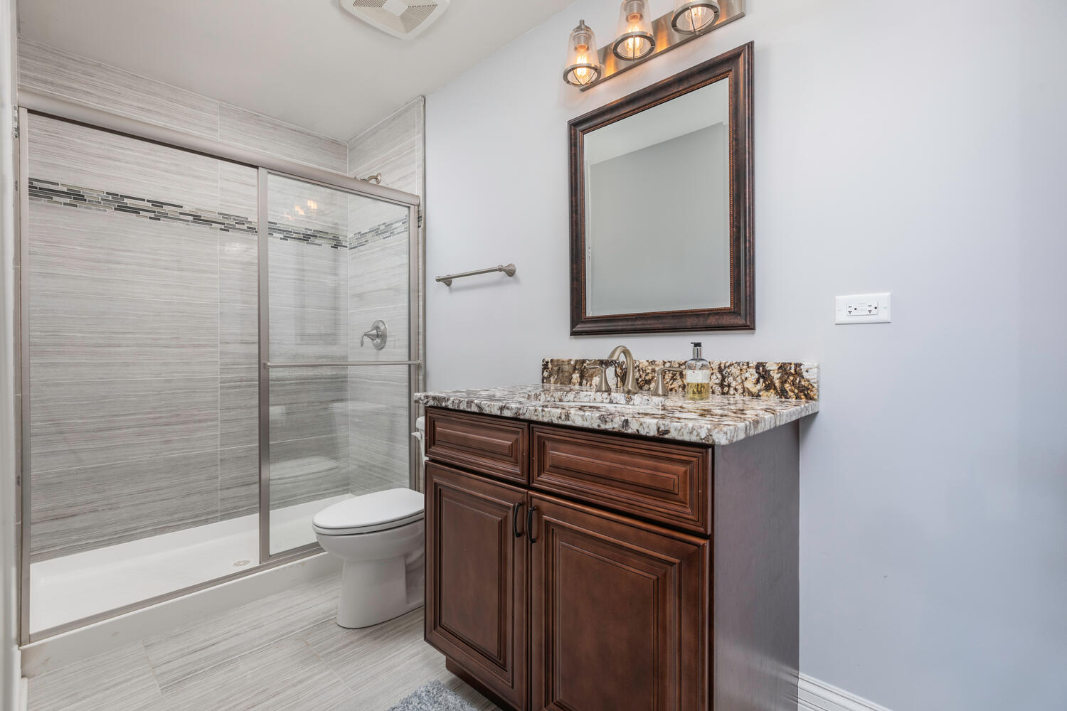 1912 Saddle Farm Lane