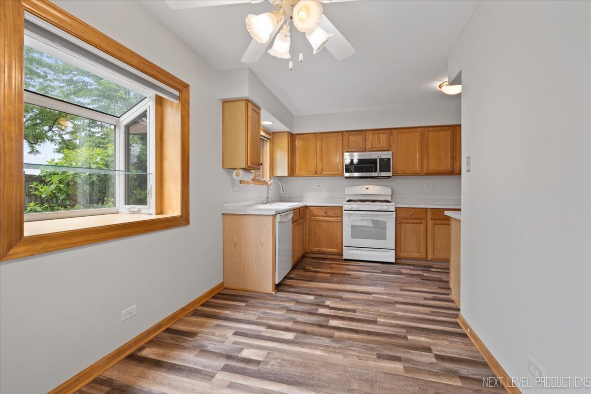 963 West Court Unit: E