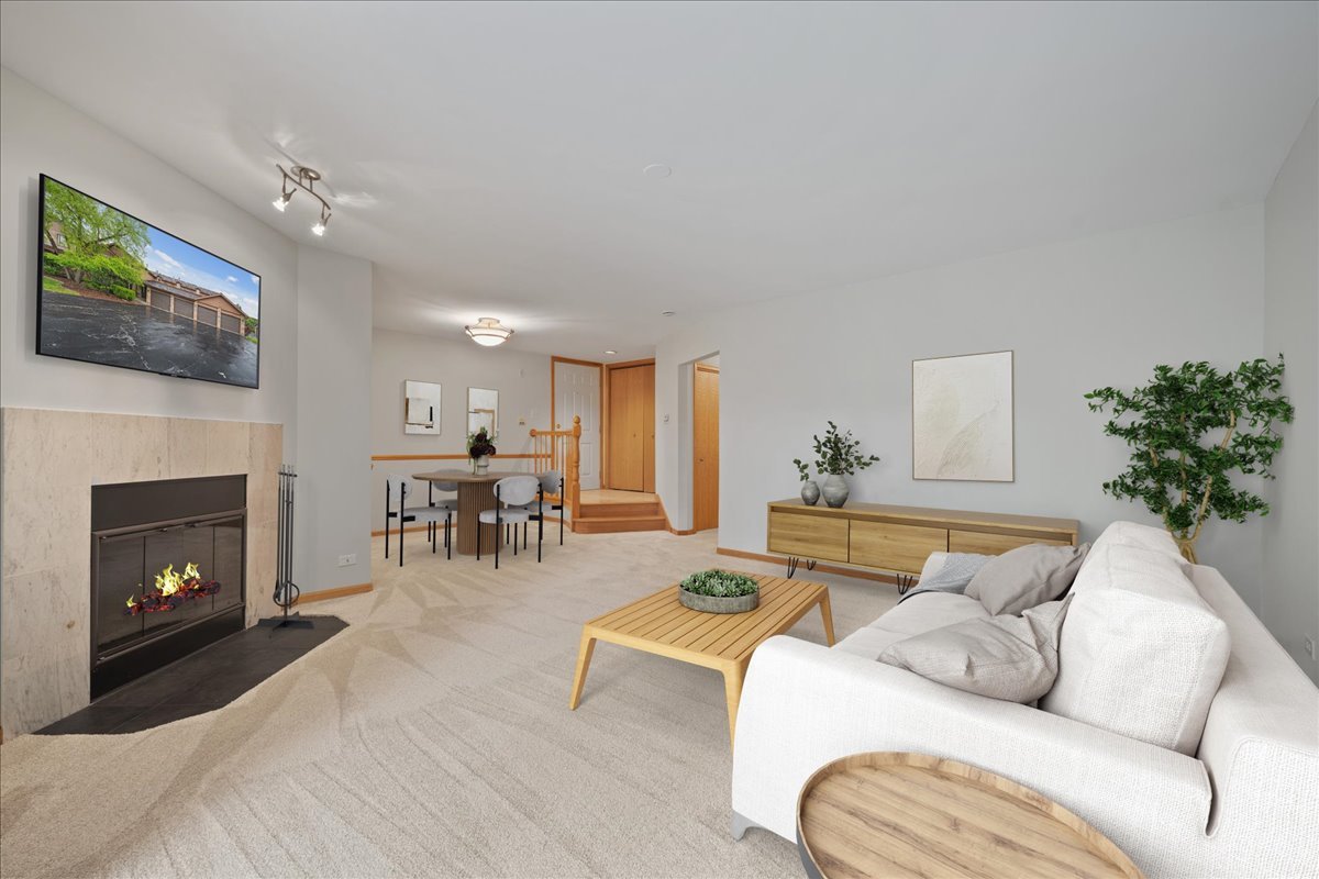 963 West Court Unit: E