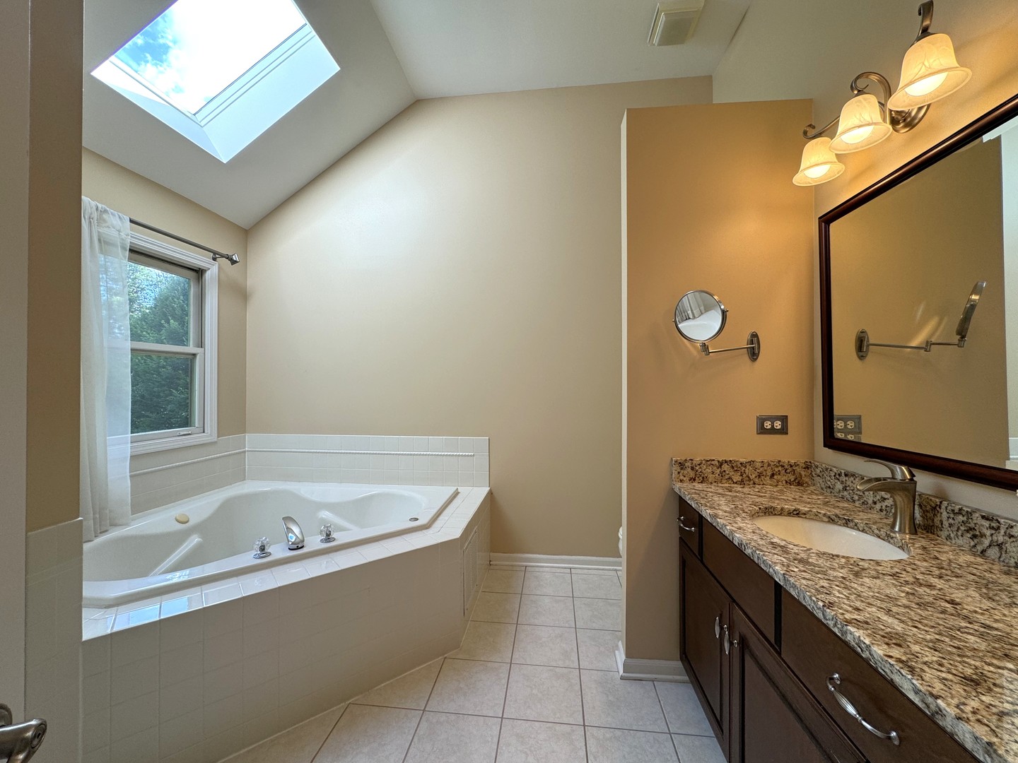 3828 Caine Court