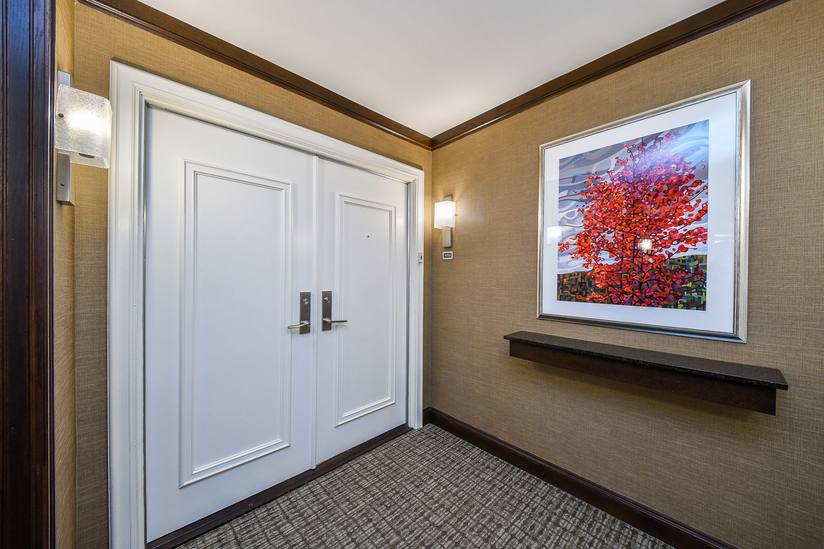 5 Oak Brook Club Drive Unit: N305