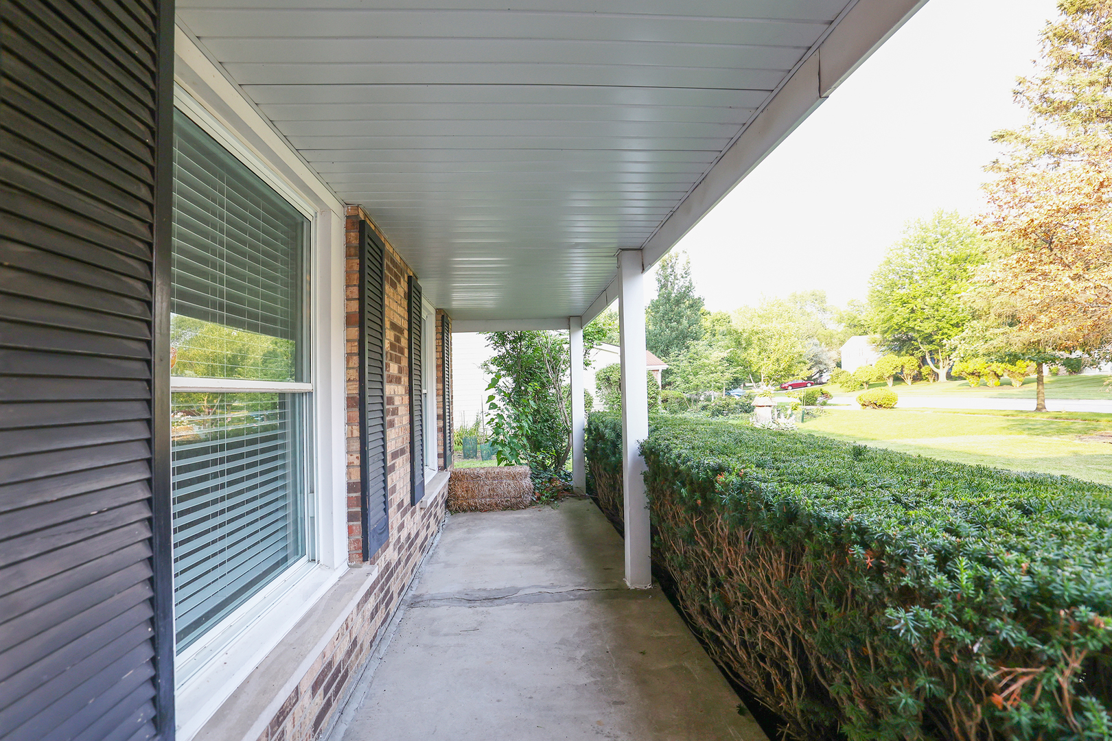 1329 STONEGATE Road