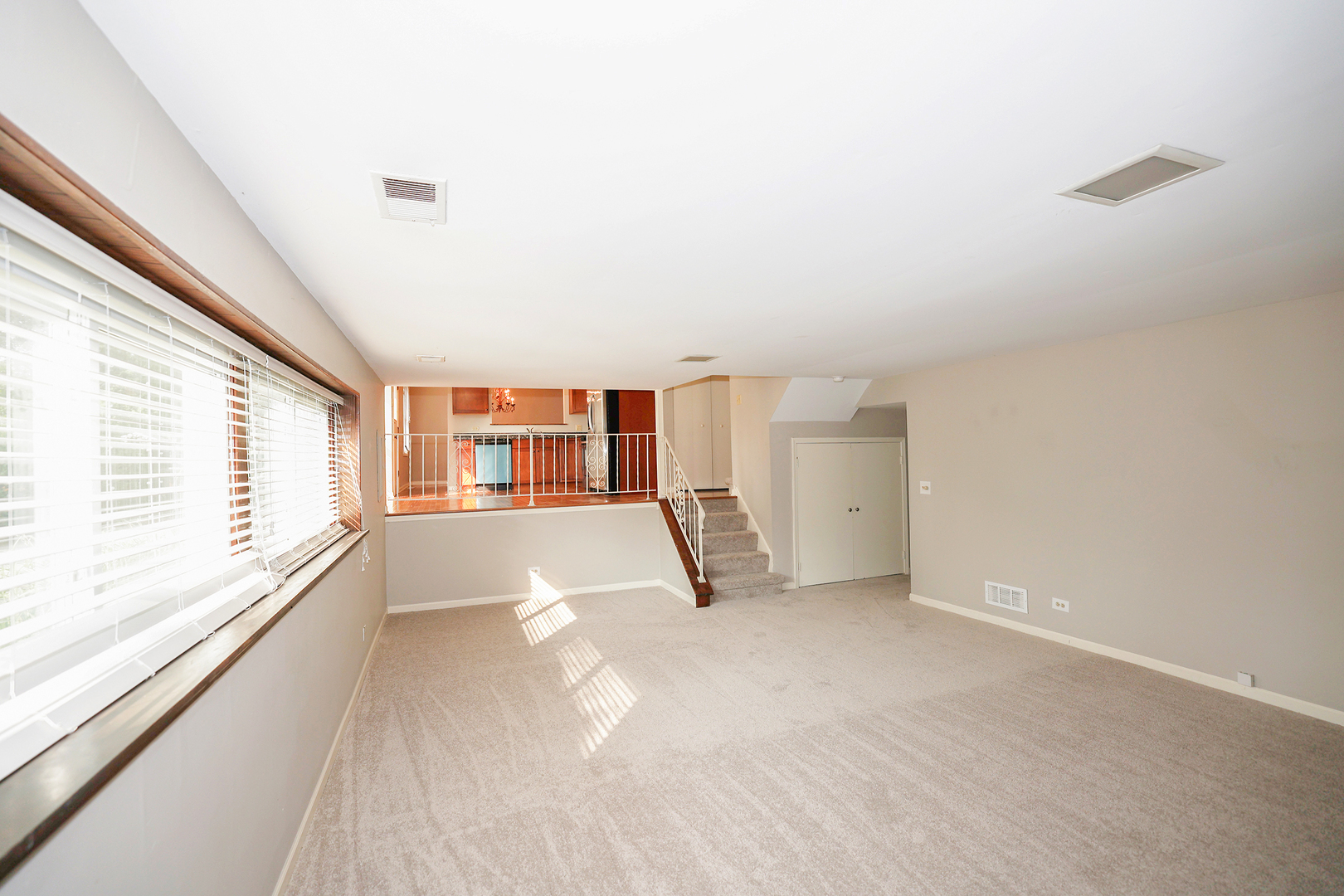 1329 STONEGATE Road