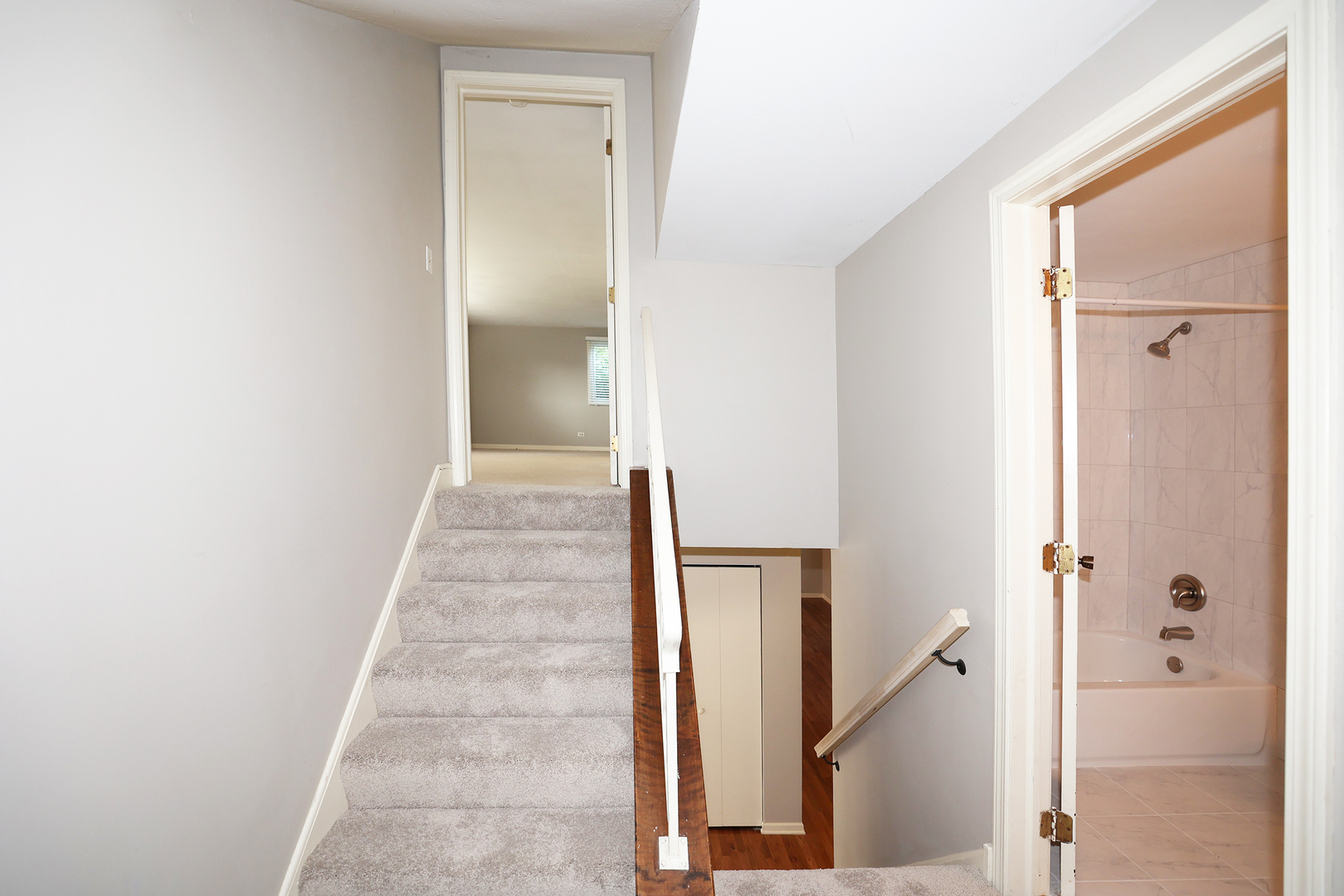 1329 STONEGATE Road