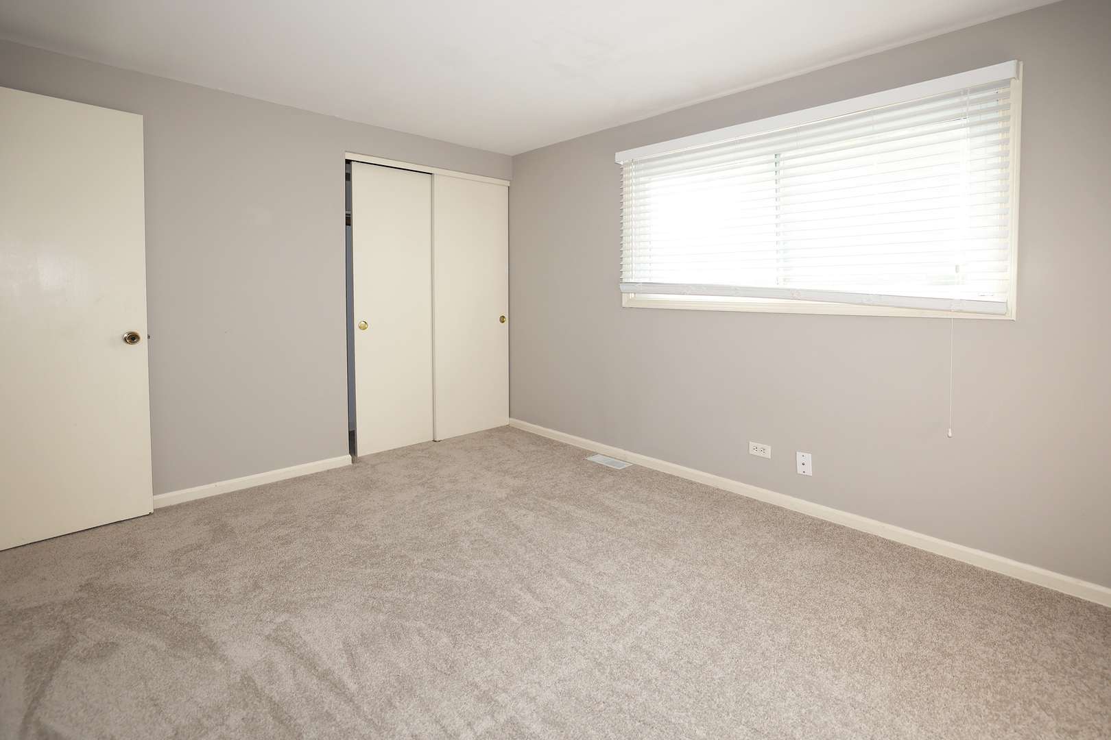 1329 STONEGATE Road