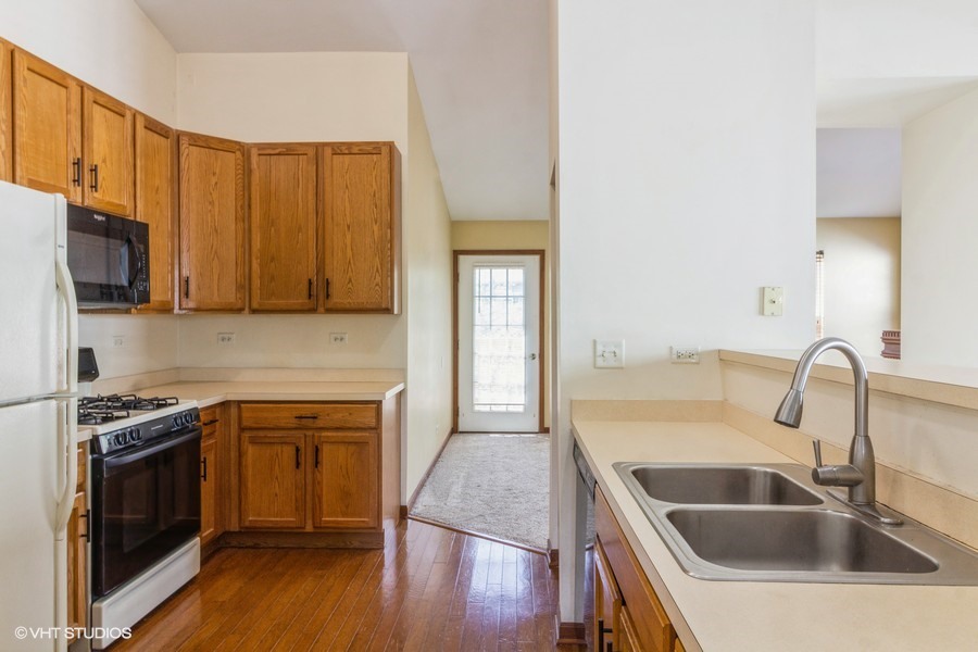 2418 Oneida Lane Unit: 2418