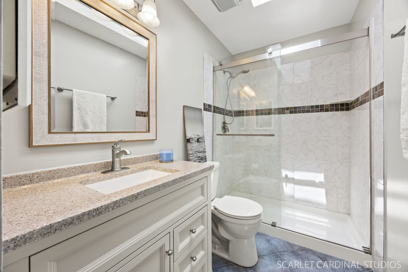 205 Meadowview Lane