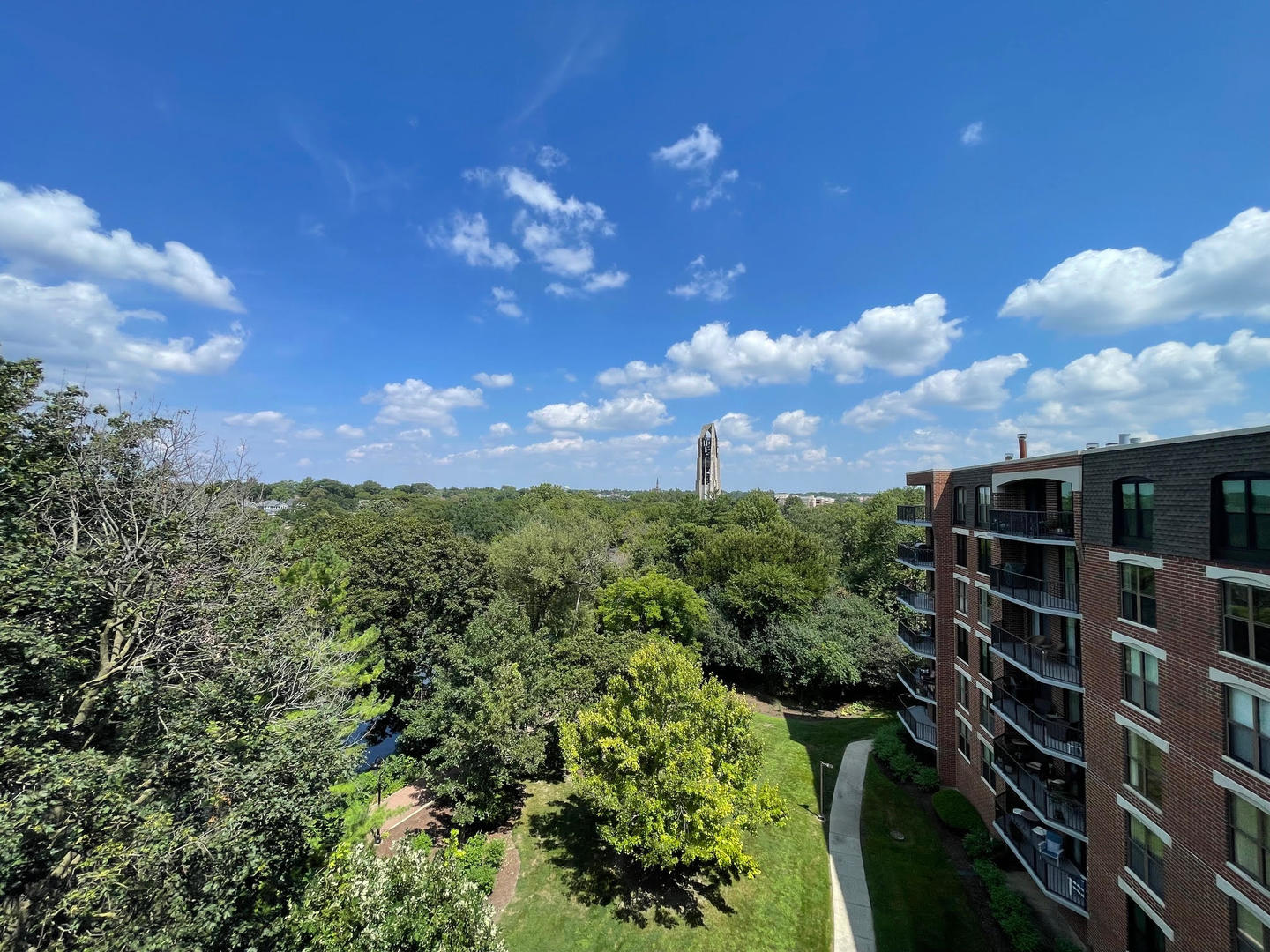 511 Aurora Avenue Unit: 608
