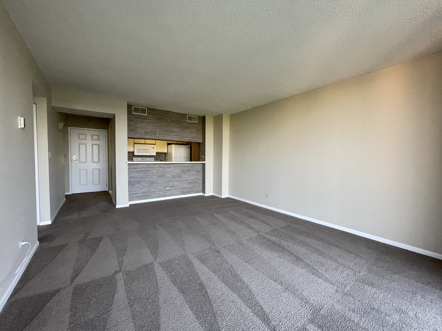 511 Aurora Avenue Unit: 608