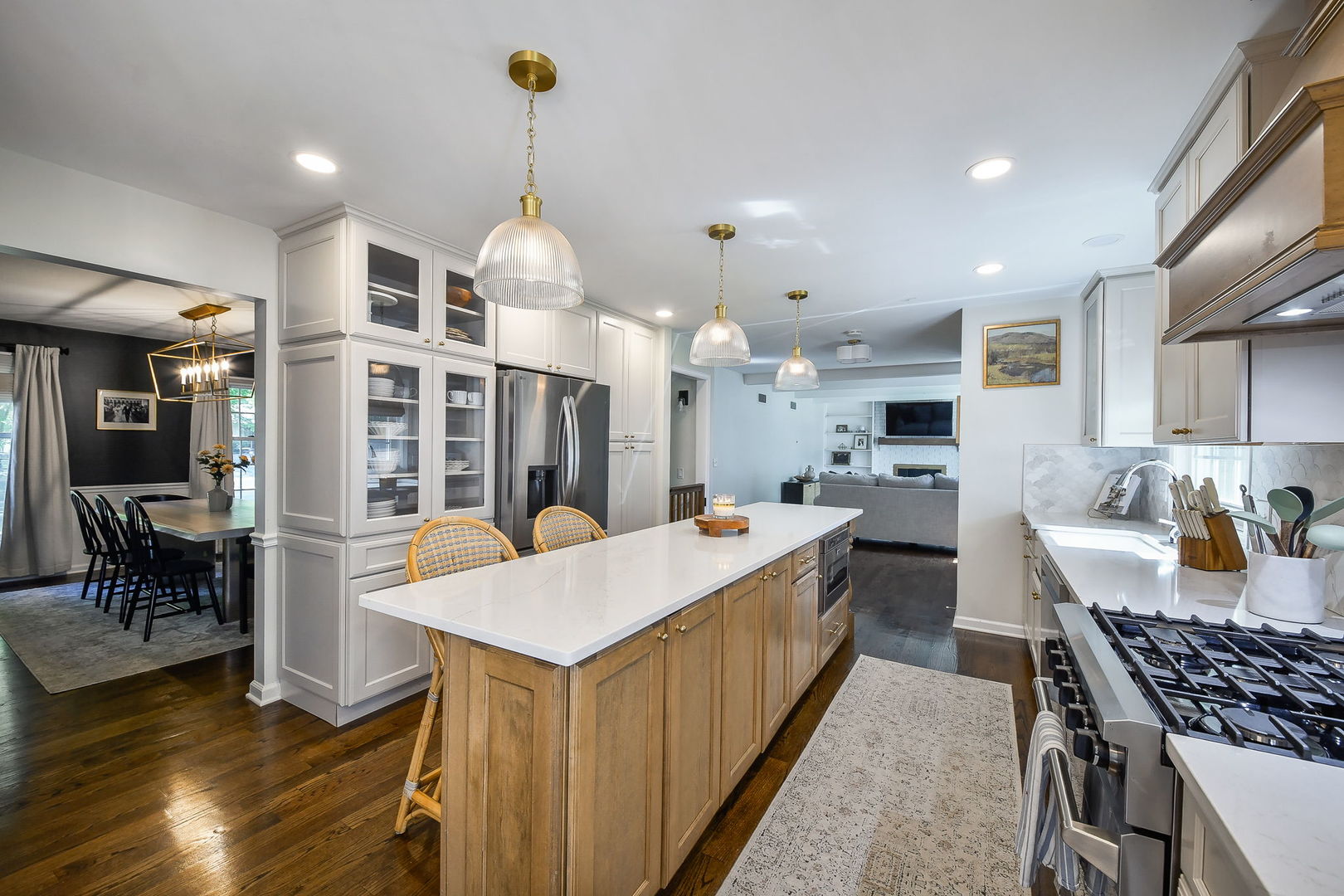 1112 Candlenut Drive