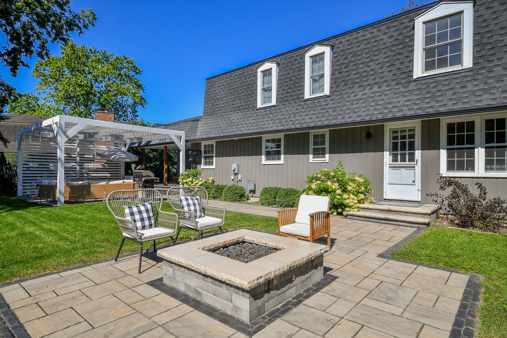 1112 Candlenut Drive