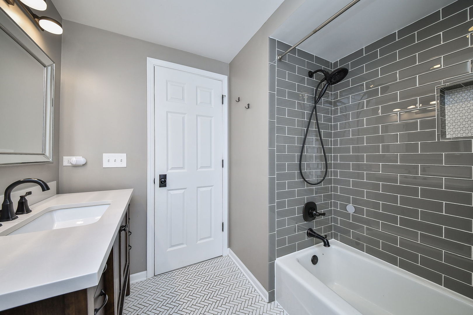 1112 Candlenut Drive