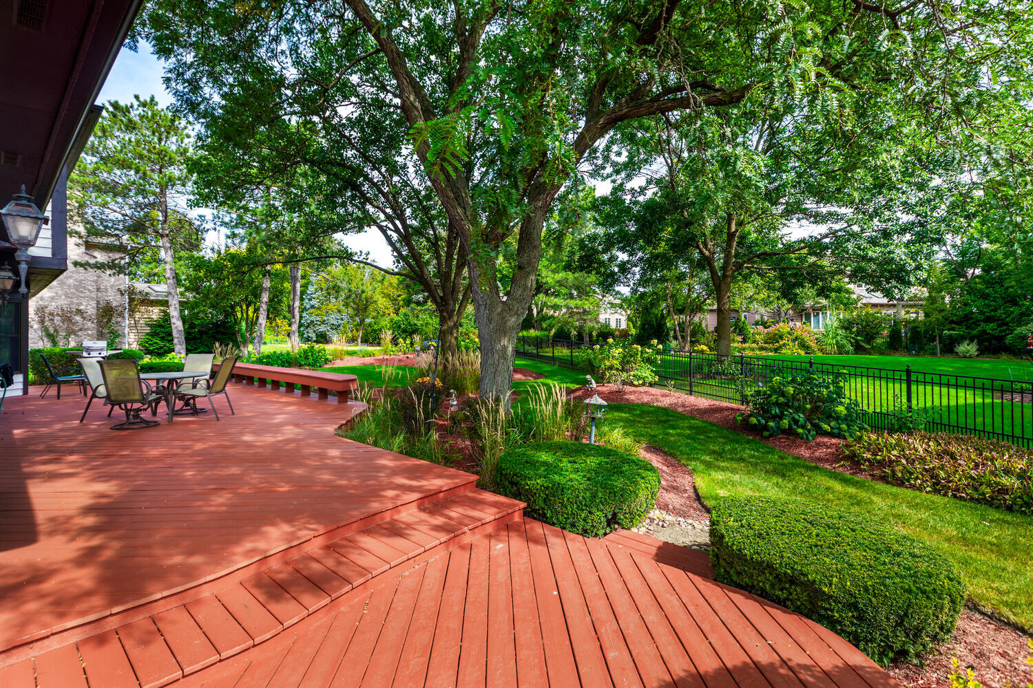 1813 Knapp Court