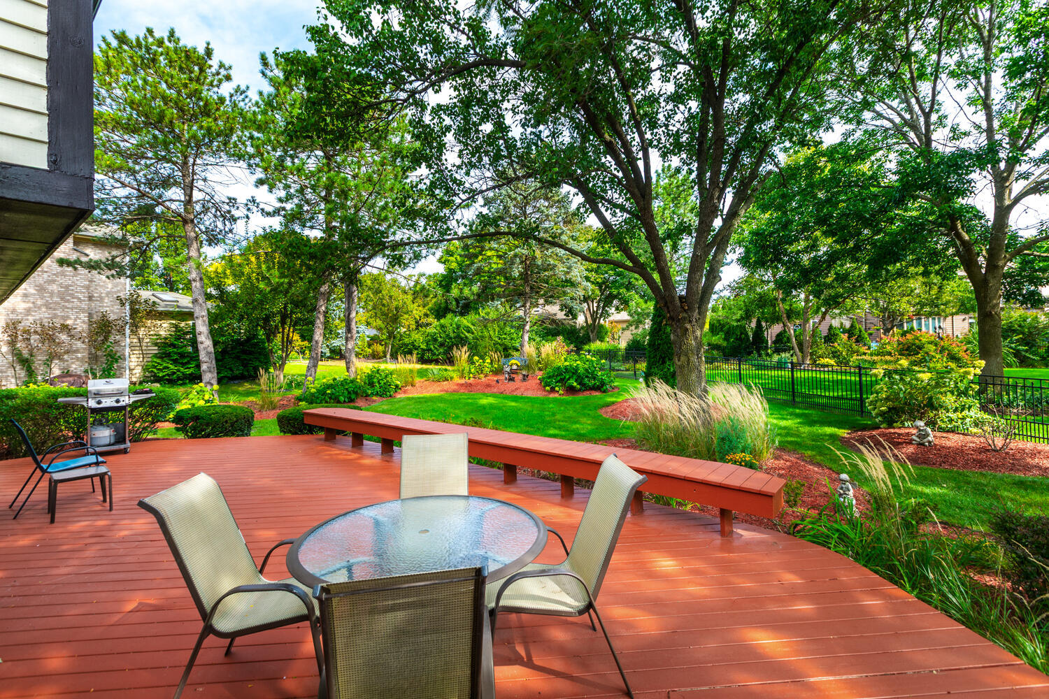 1813 Knapp Court