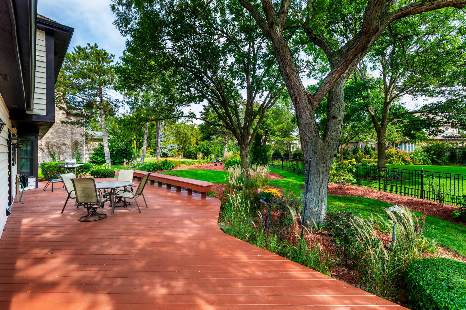 1813 Knapp Court