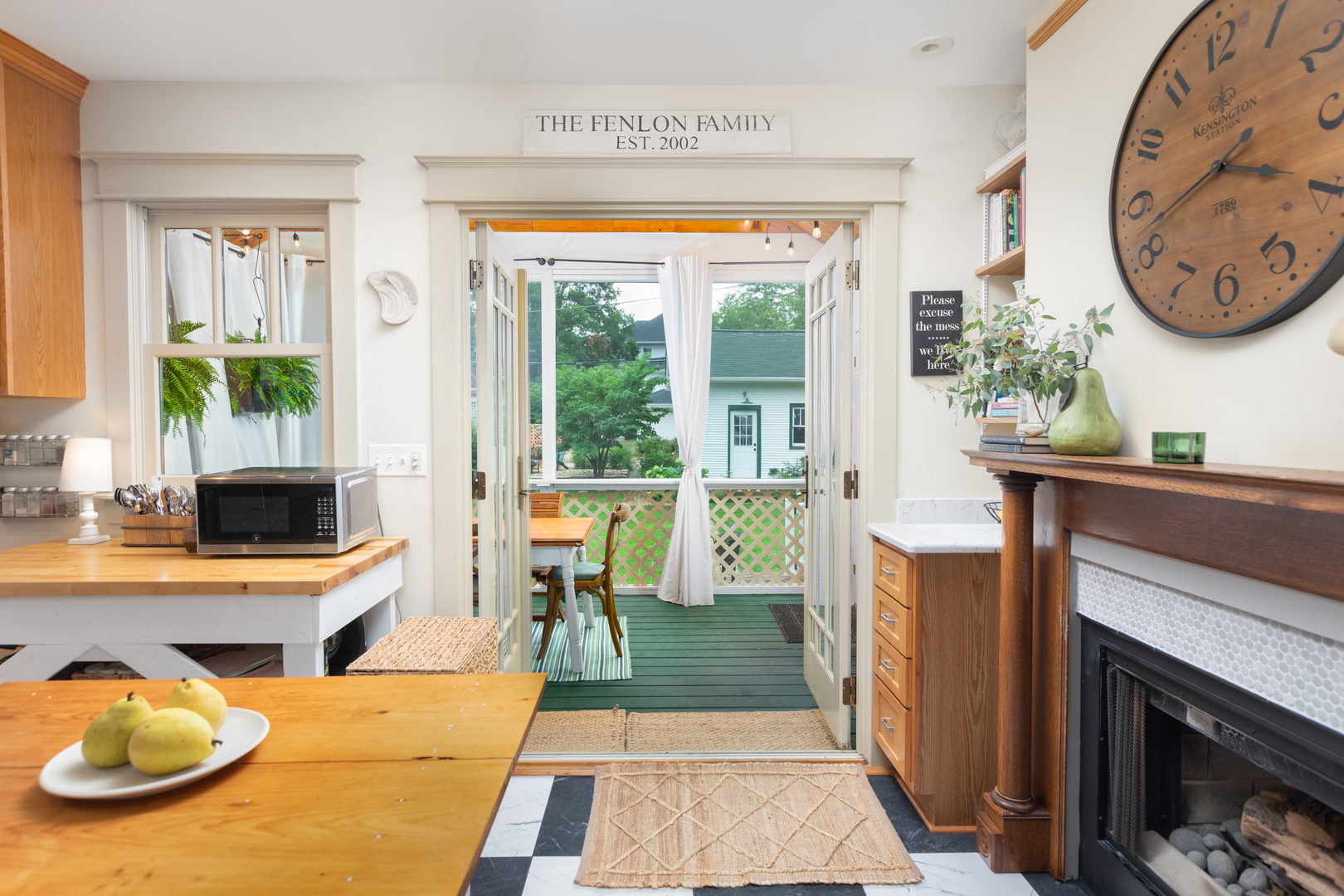 215 S Columbia Street