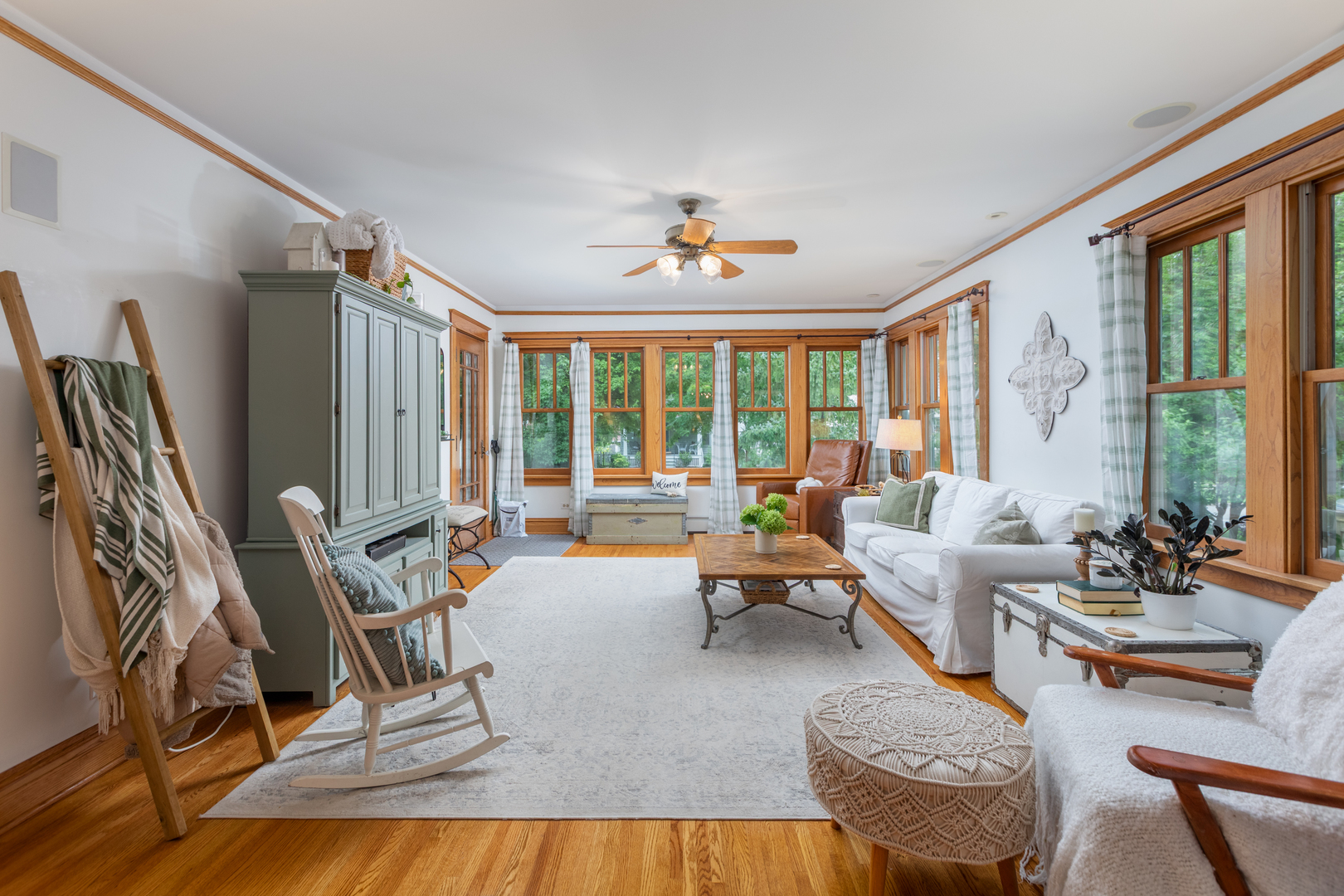 215 S Columbia Street