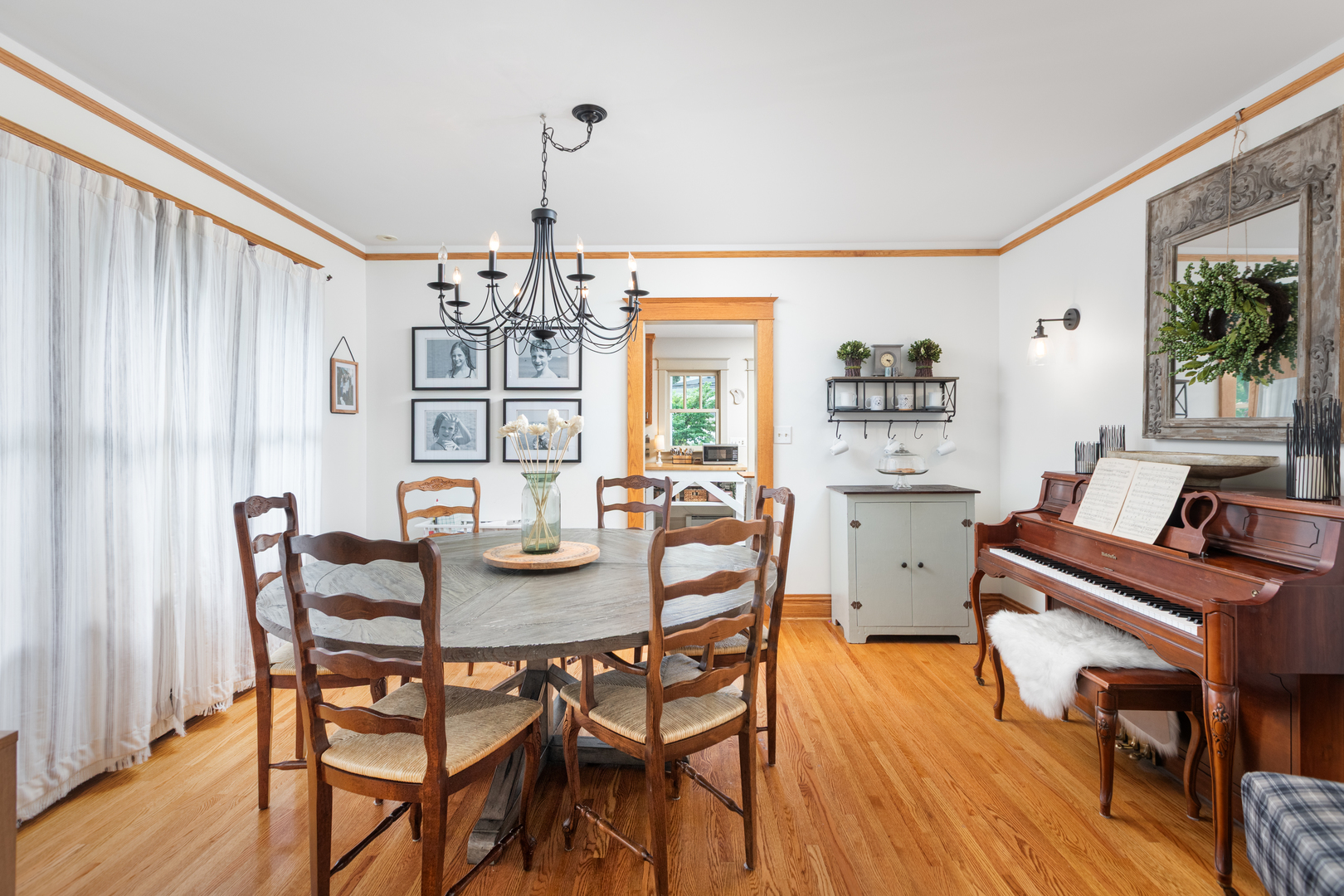 215 S Columbia Street