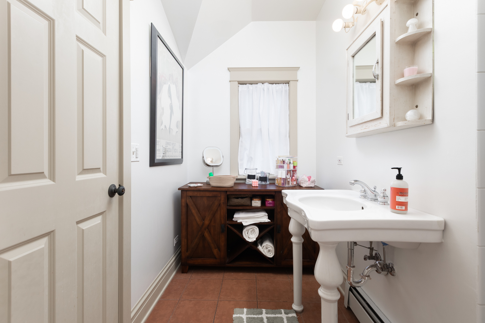 215 S Columbia Street