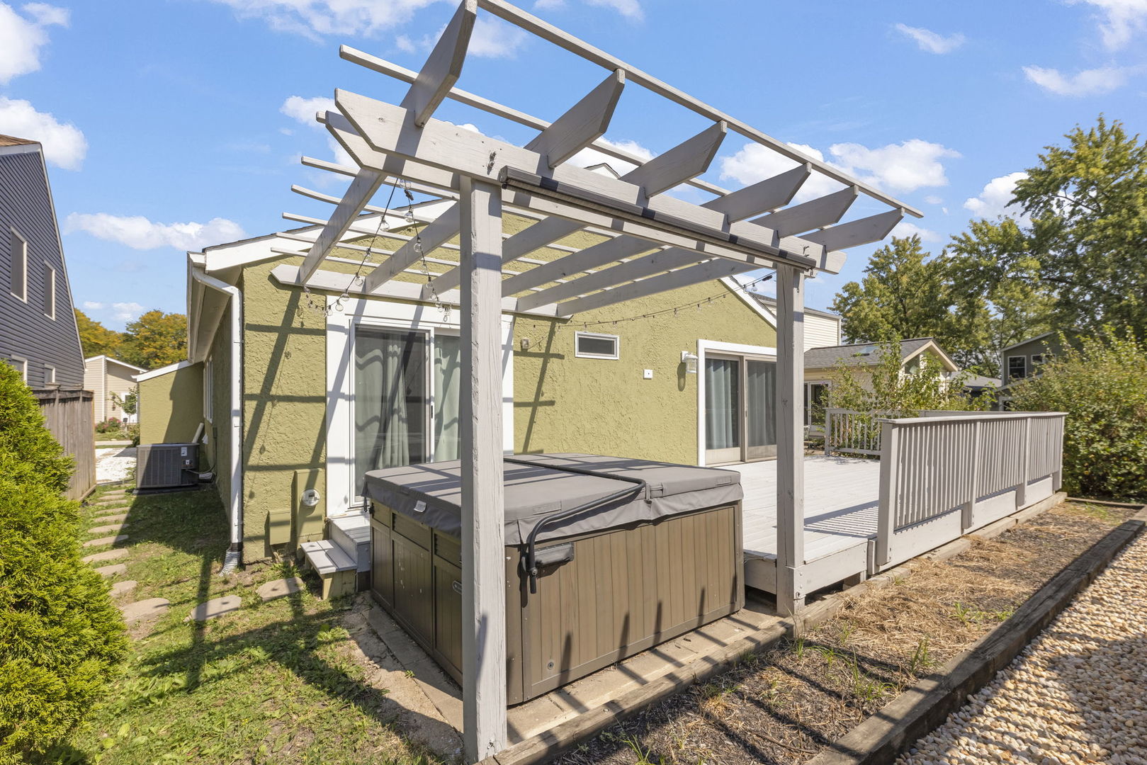 6386 Kindling Court