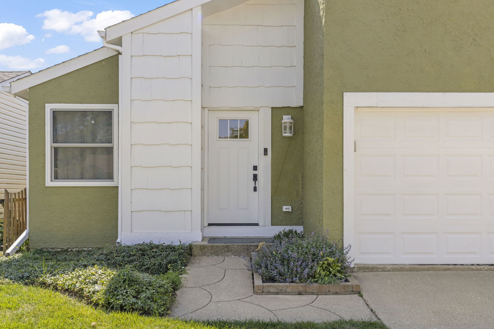 6386 Kindling Court