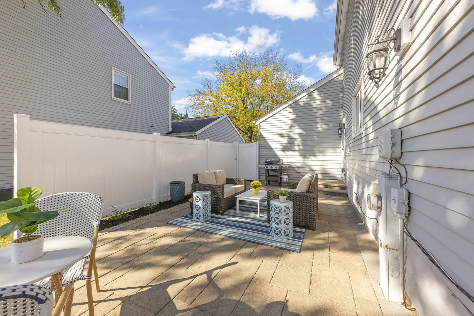 1056 Devonshire Avenue