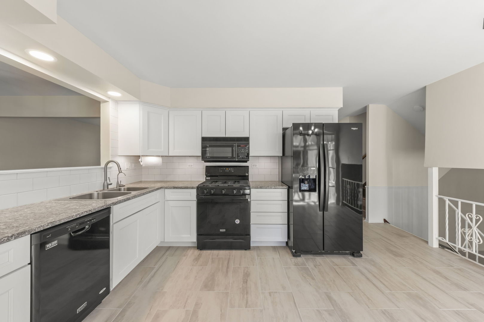 345 Green Valley Drive Unit: 0