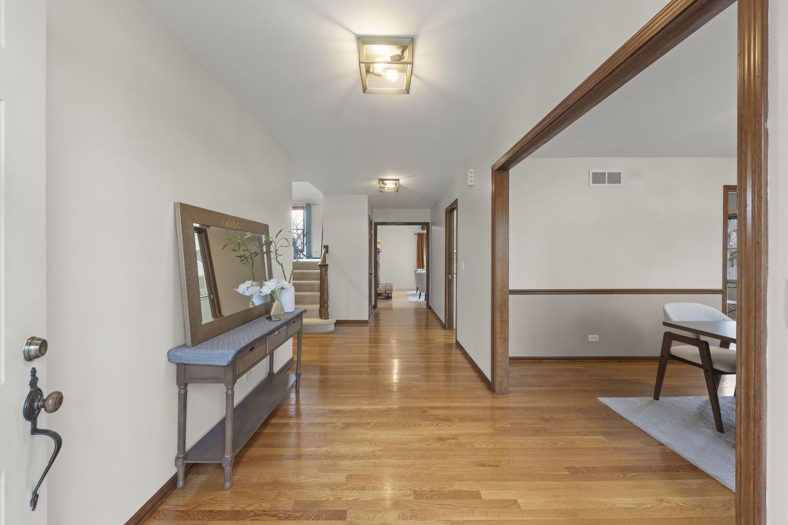 1125 Huntleigh Drive