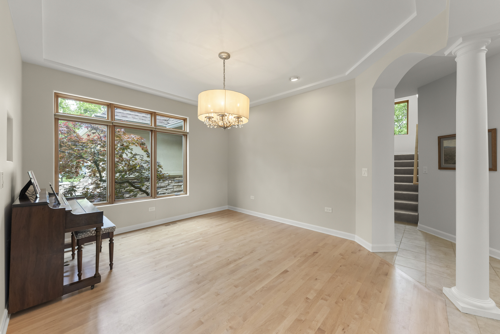 1076 Prairie Avenue