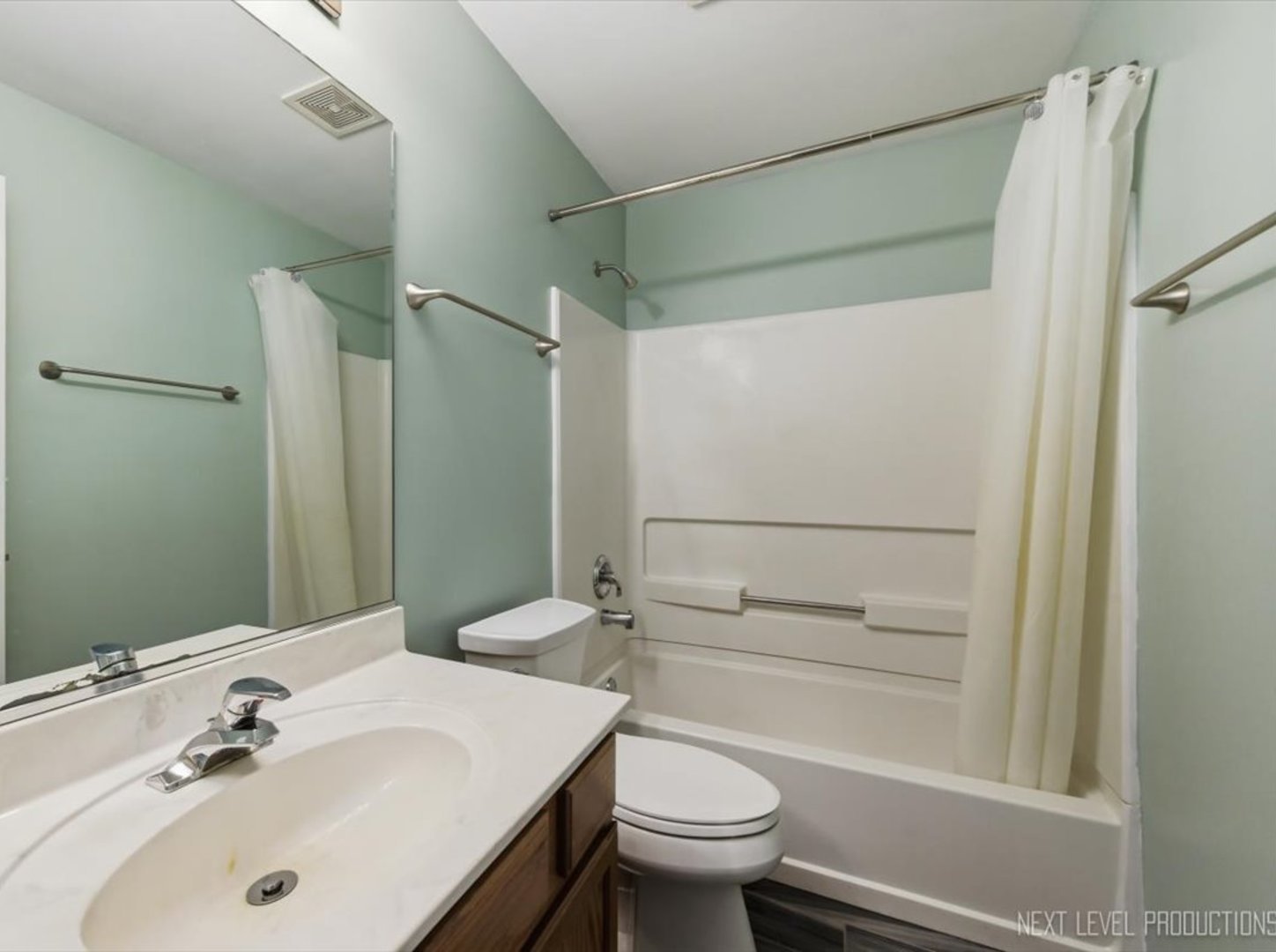 209 Nicole Drive Unit: B